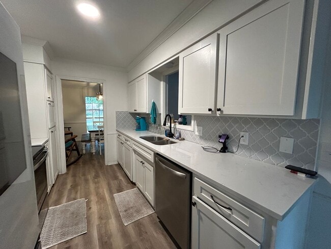 Photo - High-End Haughton Home