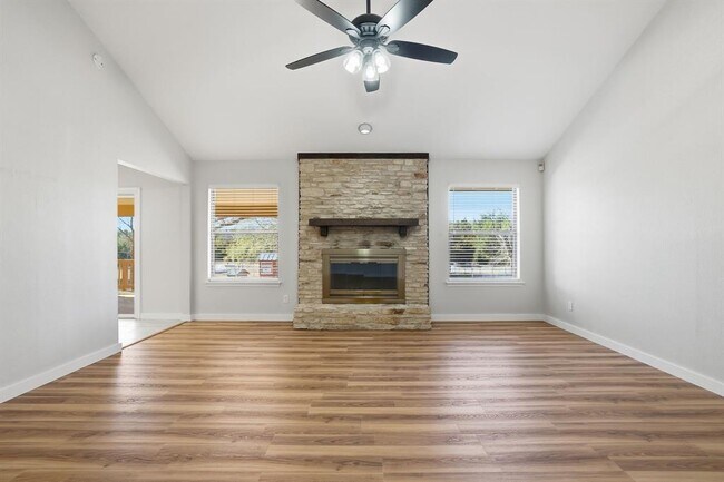 Photo - 9206 Granada Hills Dr