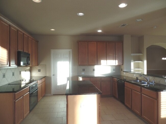 Photo - 7213 Middleburg Dr