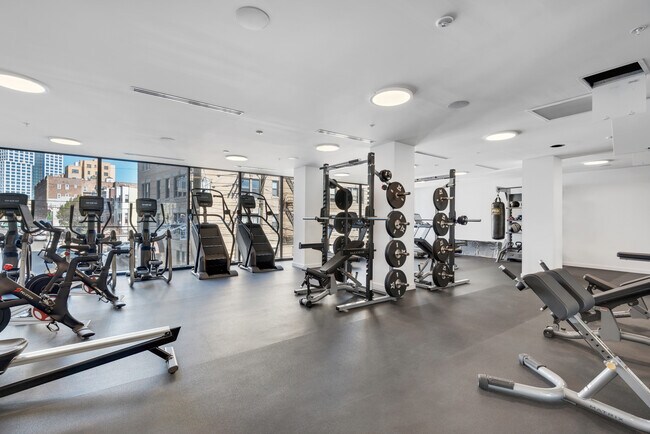 fitness center - CMPND | MRK