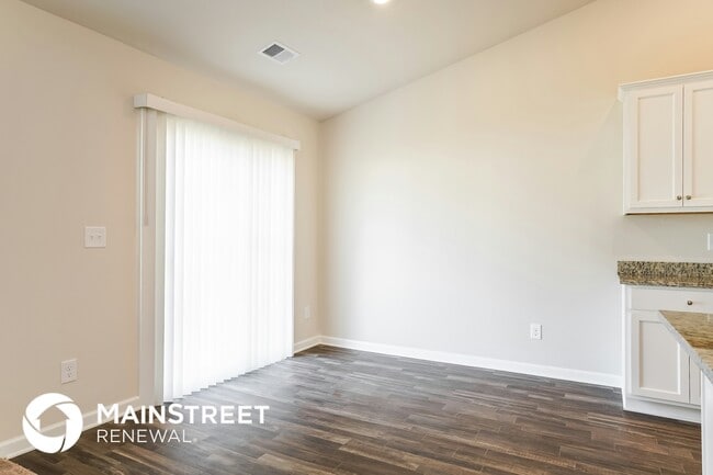 Photo - 705 Cider Ml Wy