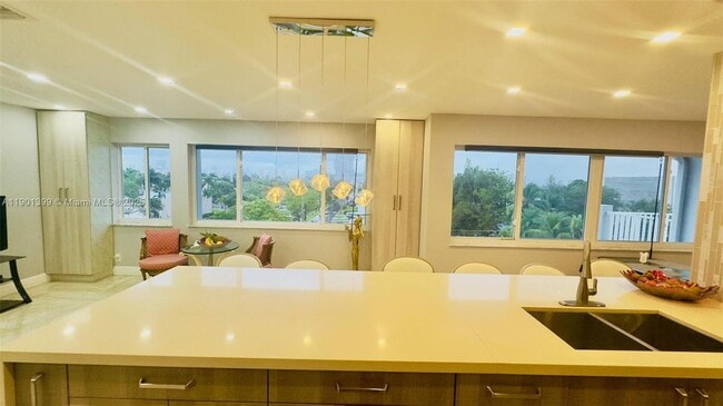 Photo - 329 SE 3rd St