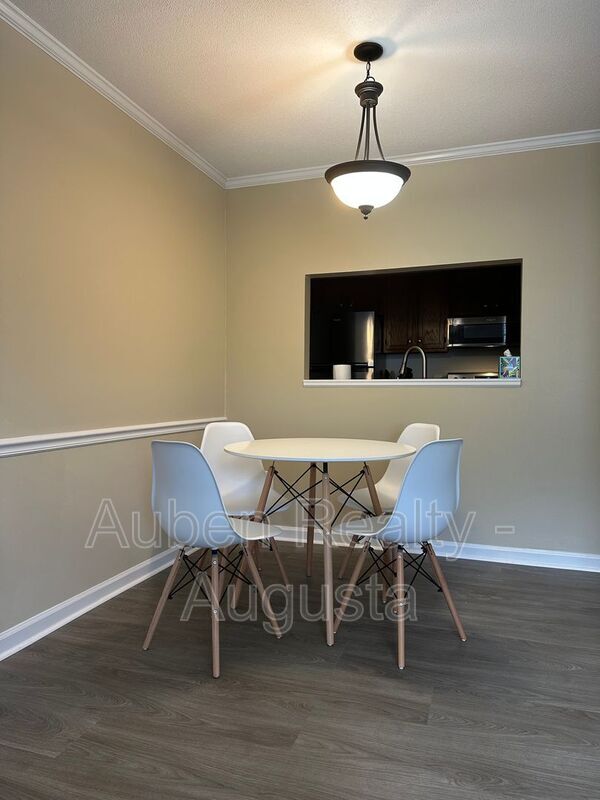 Photo - 204 1/2 W Buena Vista Drive