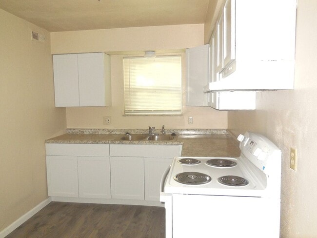 Photo - 1417 St Clair Ave Unidad 1417 St. Clair #2