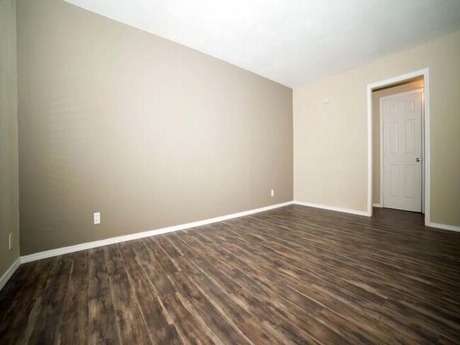 Photo - 7135 Oaklawn Dr Condo Unit c1