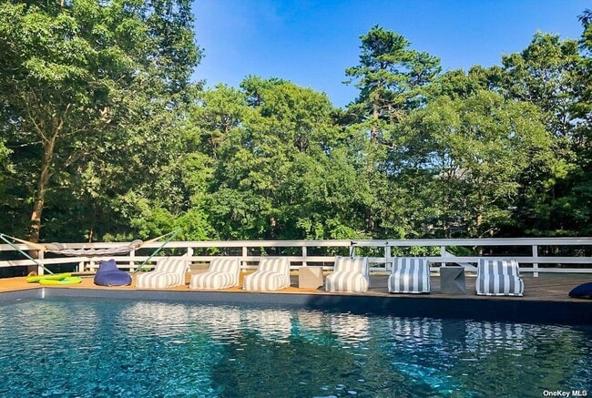 Photo - 2 Indian Pipe Dr