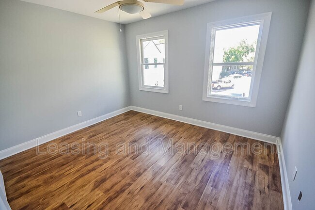 Photo - 16 Cannon St Unit 202