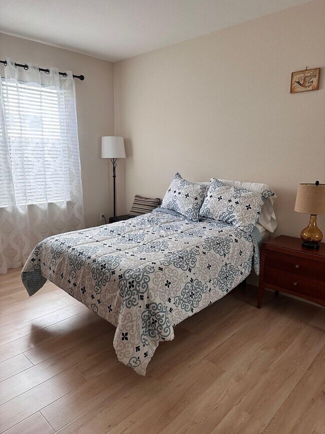 Photo - 3710 Huntington Rd