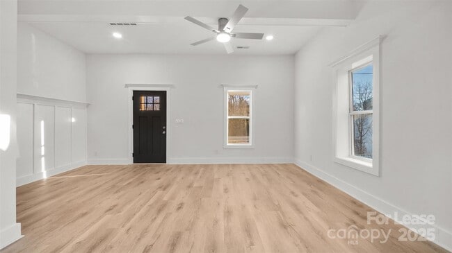 Photo - 55 Reed St NE