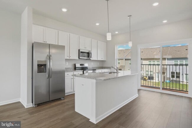 Photo - 131 Kinkade Ct