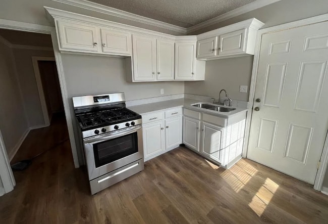 Photo - 4101 A St Unit 2