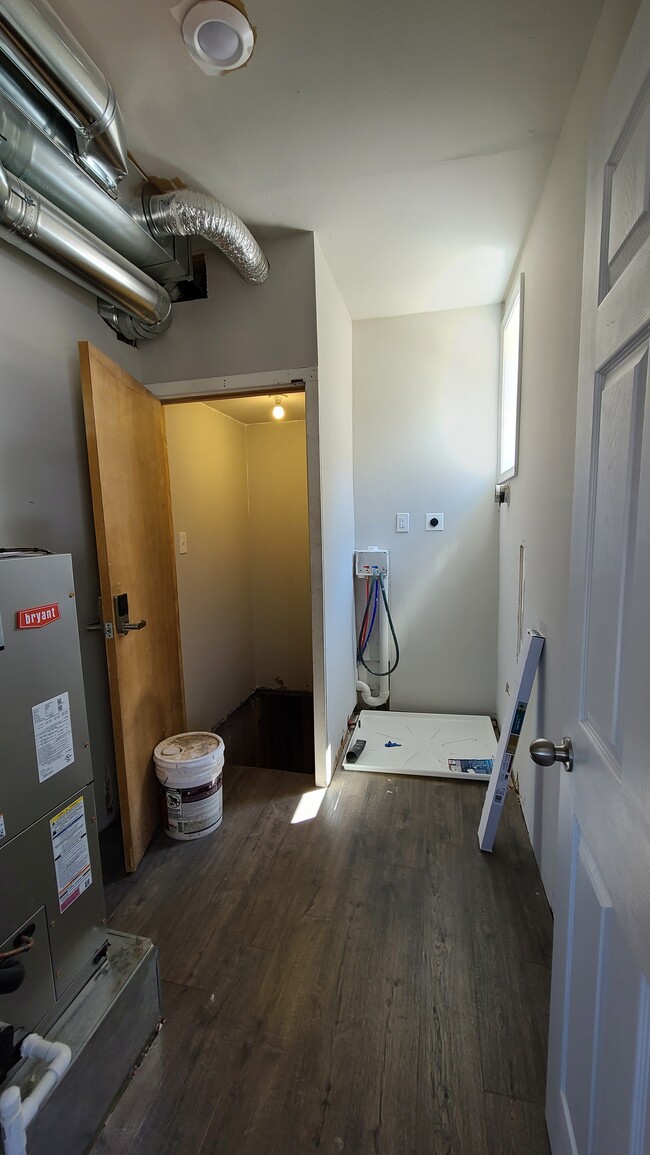 Photo - 12 N Front St Unit 1st Fl Rear