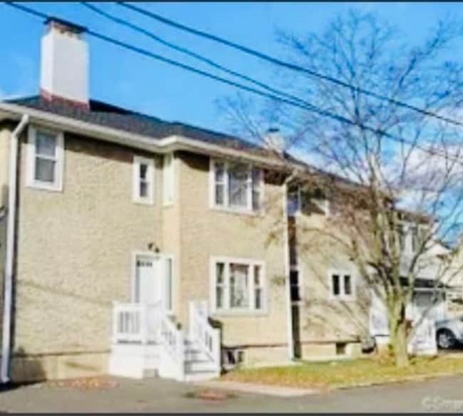 Photo - 1 Carlson Ct Unit 1A