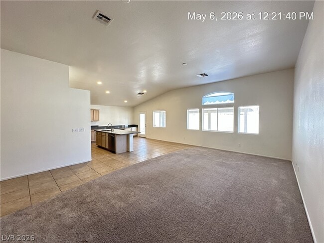 Photo - 916 Melic Way