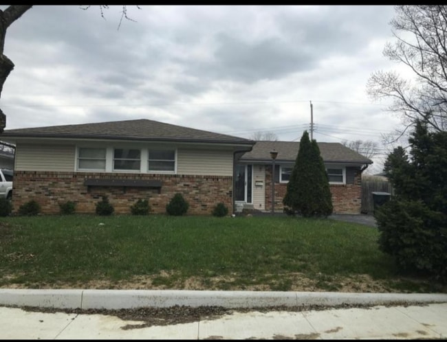 Photo - 4691 Mc Fadden Rd