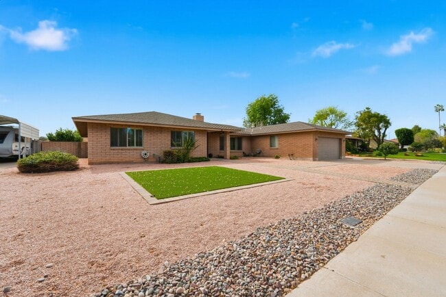 Photo - Welcome to this beautiful 4-bedroom, 3-bathroom home in Tempe Arizona!