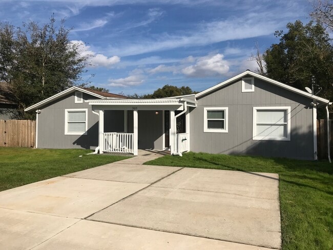 Photo - 5015 Santee St