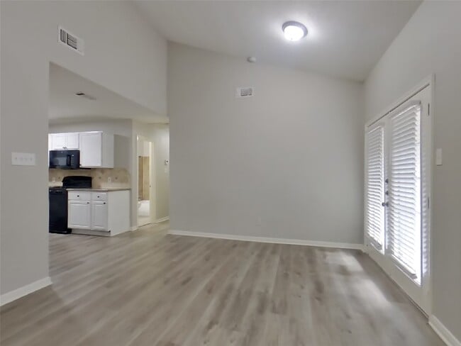 Photo - 14202 Clear Forest Dr