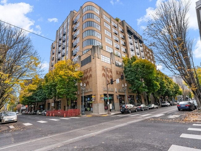 Building Photo - 420 NW 11th Ave Unit GRE802 Rental