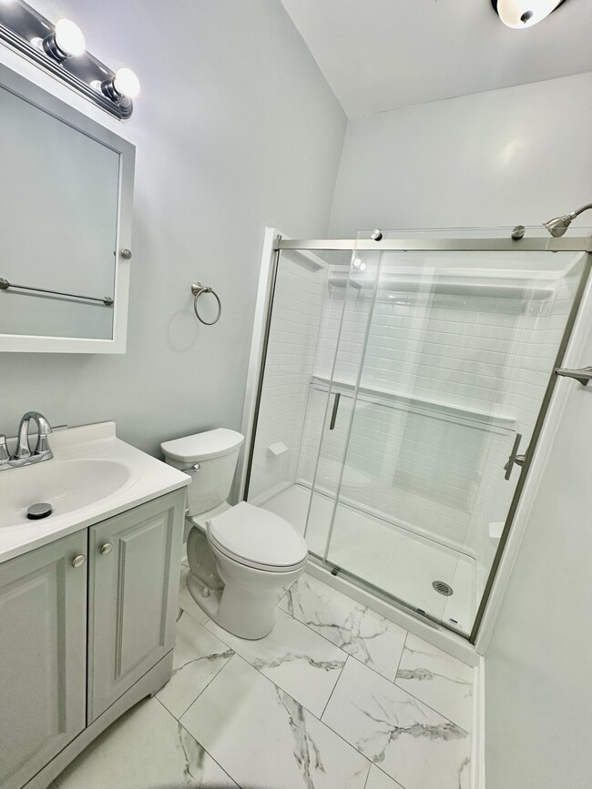 Photo - 1917 W 21st St