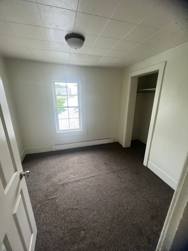 1122 E 11th St Unit 2