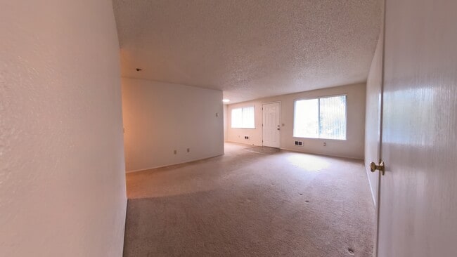 Building Photo - 20816 74th Ave W Unit Apt D