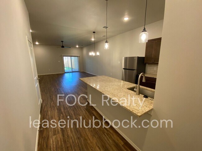 Photo - Luxury Townhome (Frenship ISD)