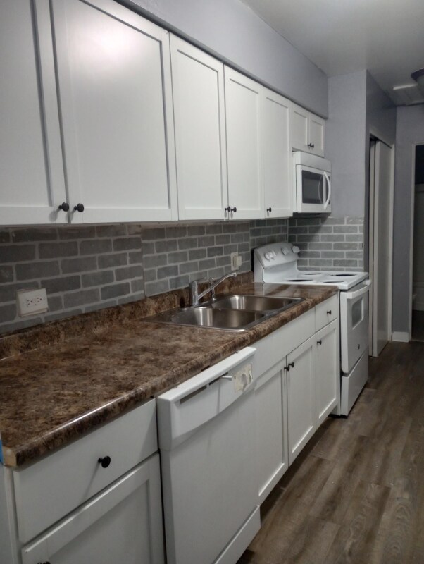 Photo - 448 W División St Unit 1