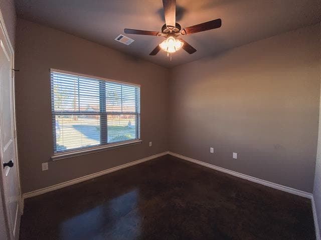 Photo - 221 E Paris St