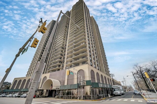Photo - 7855 Boulevard East Condo Unit 8K
