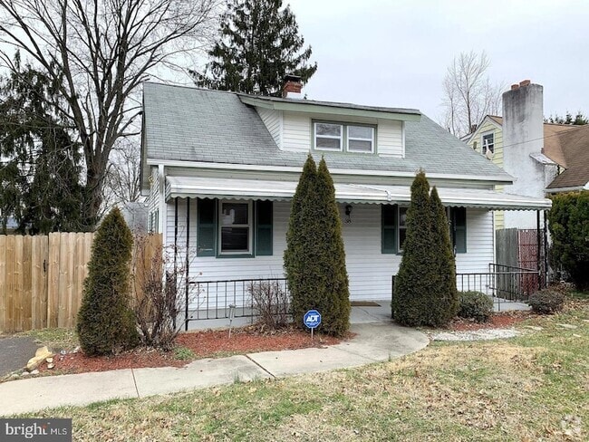 Building Photo - 38 Hazelhurst Ave Rental