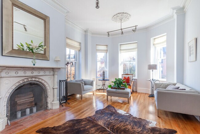 Building Photo - 495 Columbus Ave Unit 2