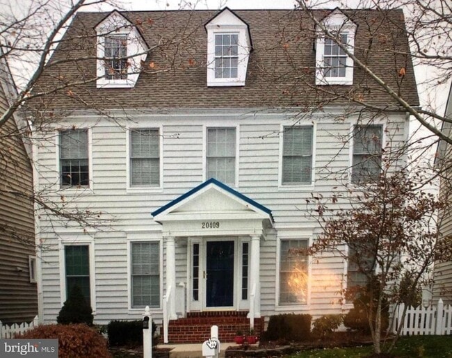 Building Photo - 20409 Plainfield St