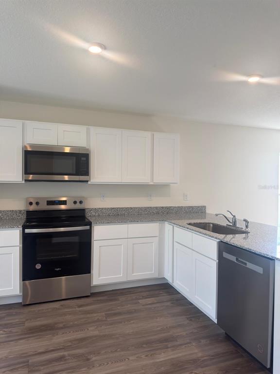 Photo - 993 Ambleside Dr