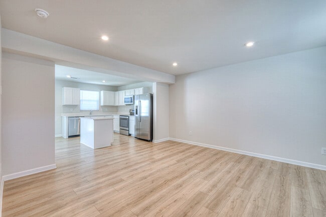 Building Photo - 2757 Thornton Grove Blvd Rental