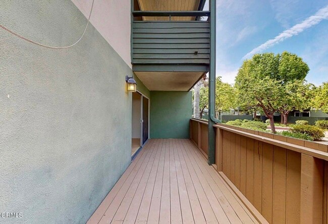 Spacious Patio Deck - 3700 Dean Dr Unit 101