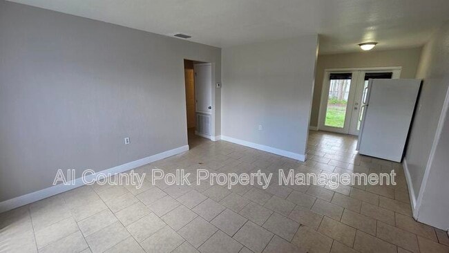 Photo - 2902 Sprague Dr