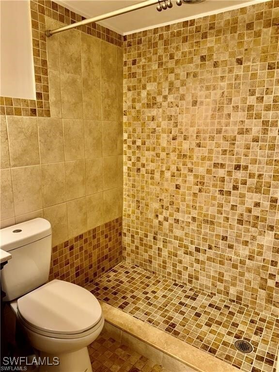 Building Photo - 1849 Maravilla Ave Unit C6 Rental