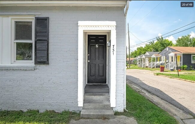 Photo - 731 Cameron St Unit 2