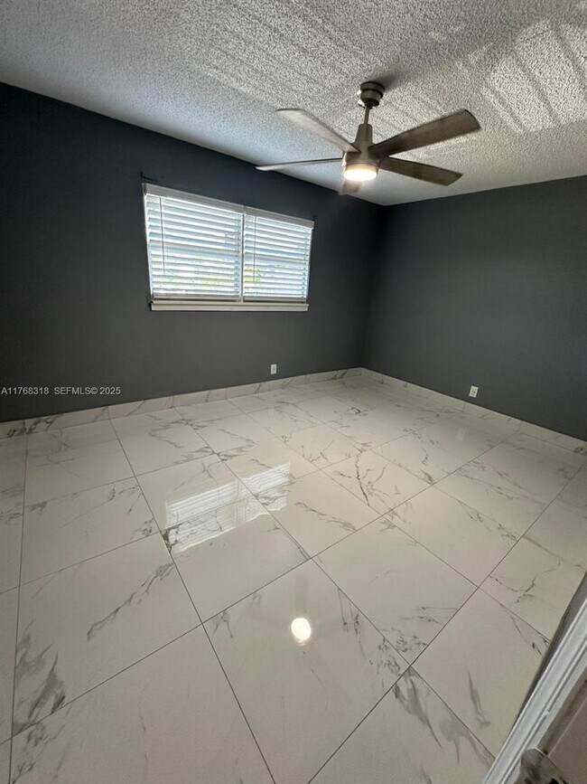 Photo - 700 SW 80th Terrace