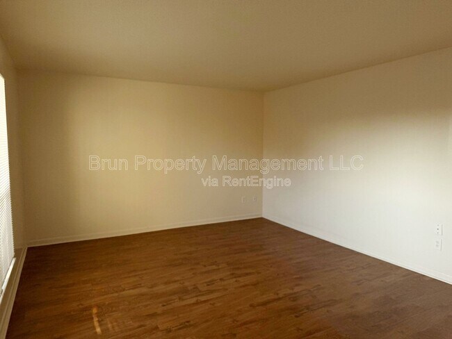 Photo - 505 Cross Creek Rd