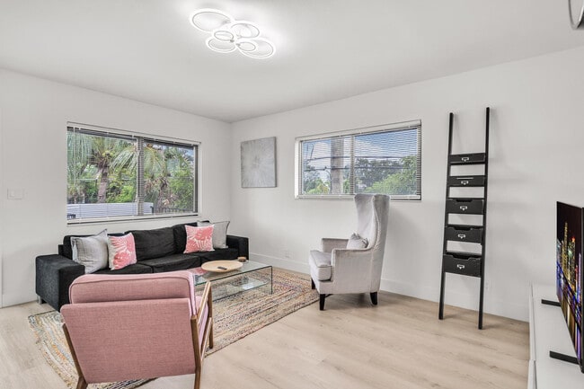 Photo - 1634 SW 4th Ave Unit ID1049784P