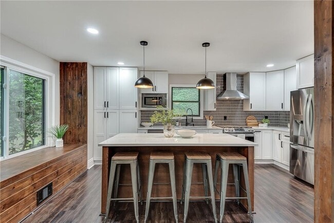 Photo - 1820 Cedar Cliff Dr