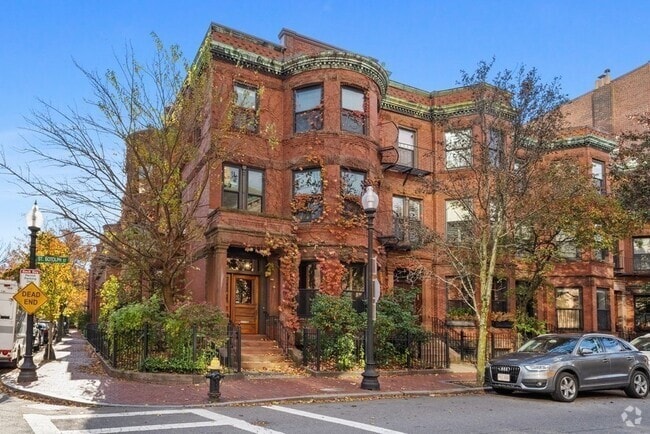 Building Photo - 136 St Botolph St Rental
