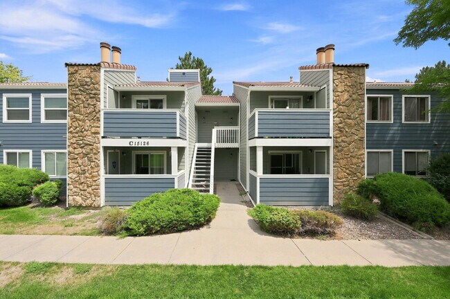 Building Photo - $1,440.95 with $300 off the first month's rent, 2 Beds - 1 Bath, Condoi in Aurora with Wall A/C! Unit #202