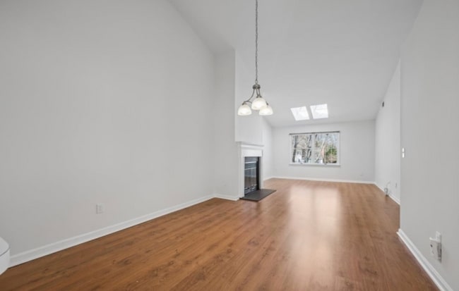 Photo - 20 Alexandria Way