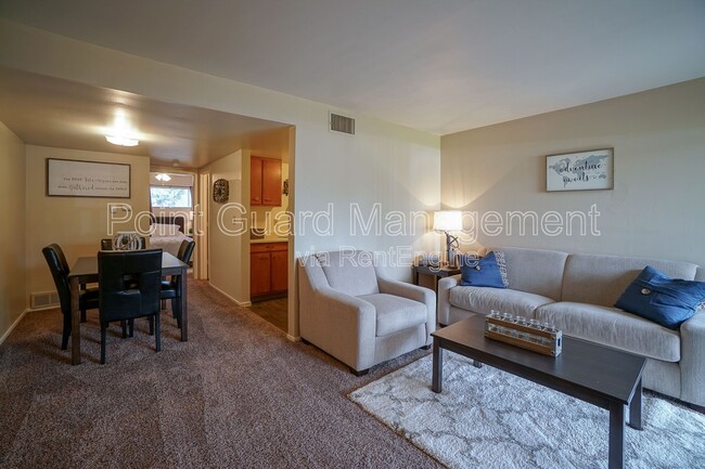 Photo - 1501 Oxford Pl Condominio