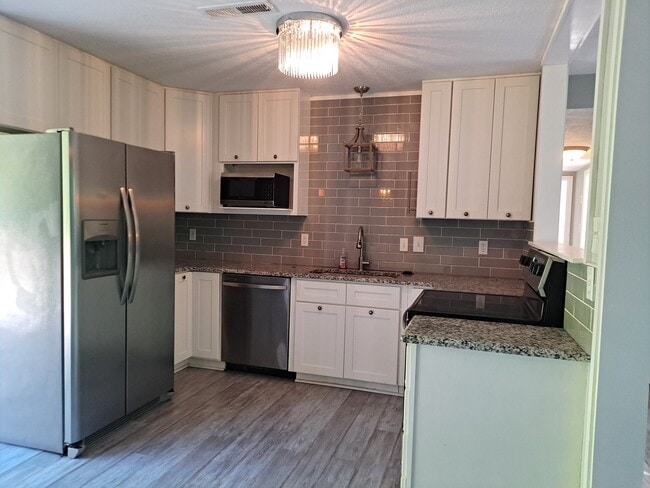 Photo - 6101 Cougar Dr