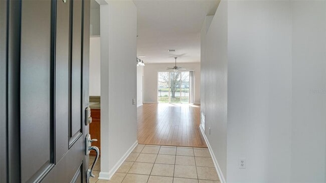 Photo - 9923 52nd St E