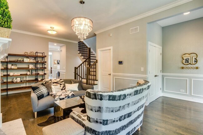 Photo - 3409 W Cortland St